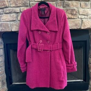 Nue Look pink coat with front pockets size large